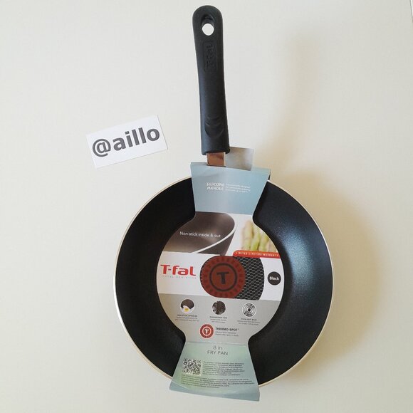 T-fal Total Non-stick Fry Pan, 8" black - Picture 3 of 11